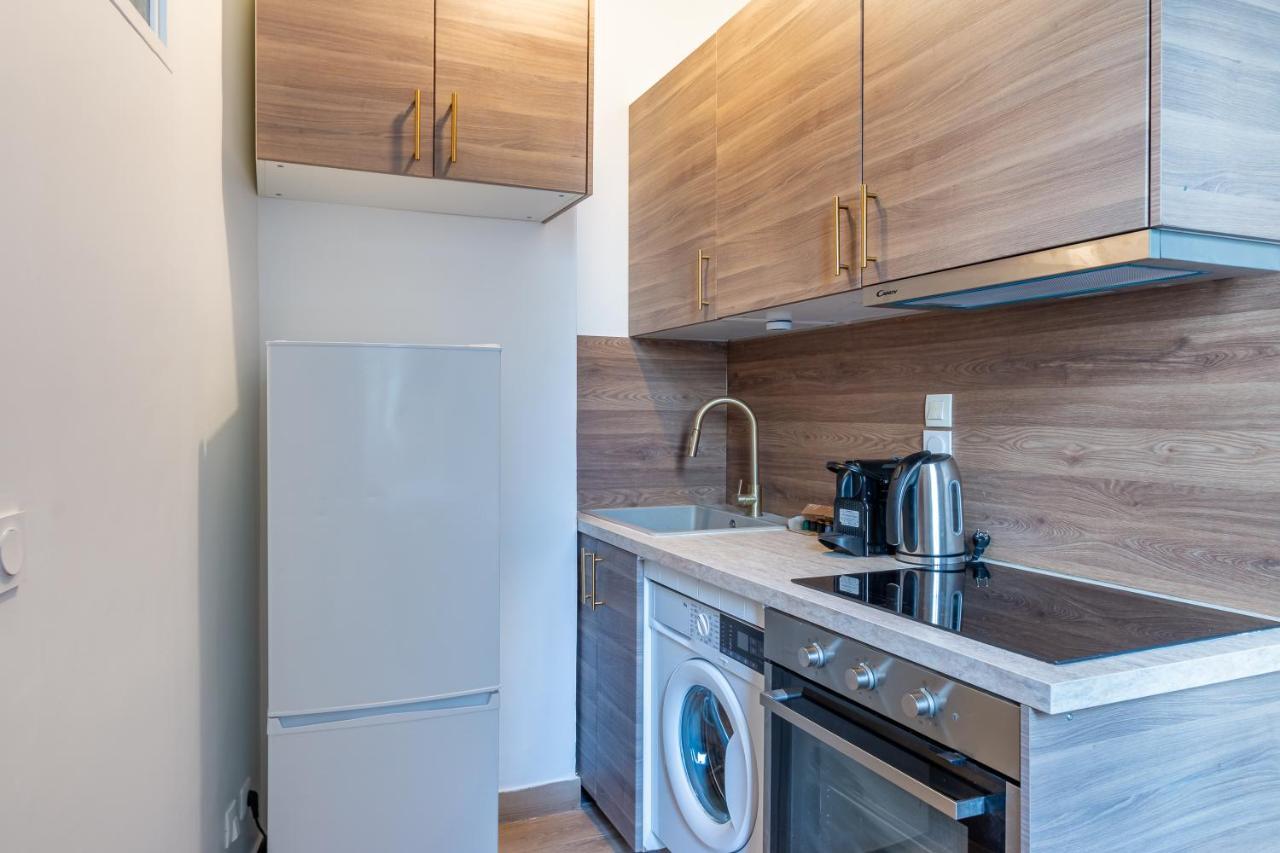 Appartement Metro Alexandre Dumas Paris Exterior foto