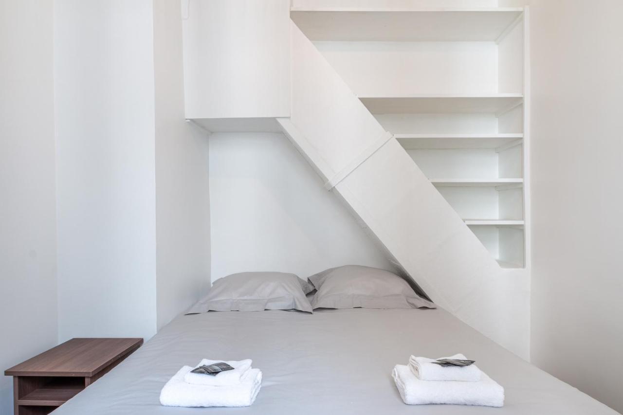 Appartement Metro Alexandre Dumas Paris Exterior foto